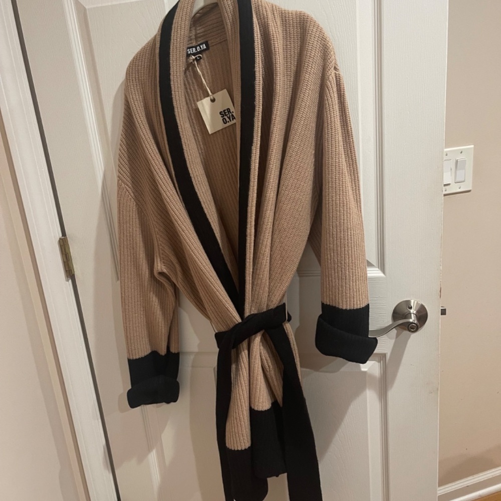 SER.O.YA Quinn Robe - Picture 2 of 3